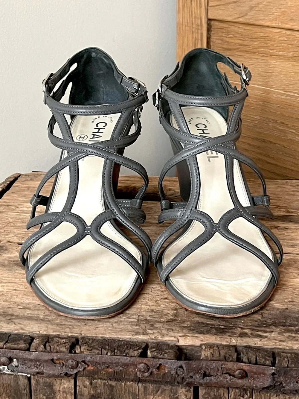 Chanel Grey Leather Strappy Cage Wedge Sandals Heels Shoes 40.5